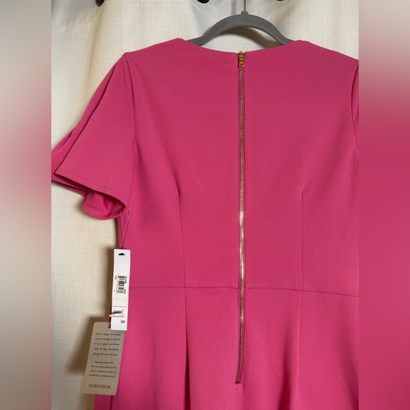 Maggy London Flutter Sleeve Pencil Skirt Dress in Ibis Rose Pink US 4 - Picture 7 of 10